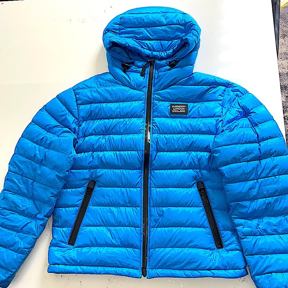 NEW Burberry puffer coat